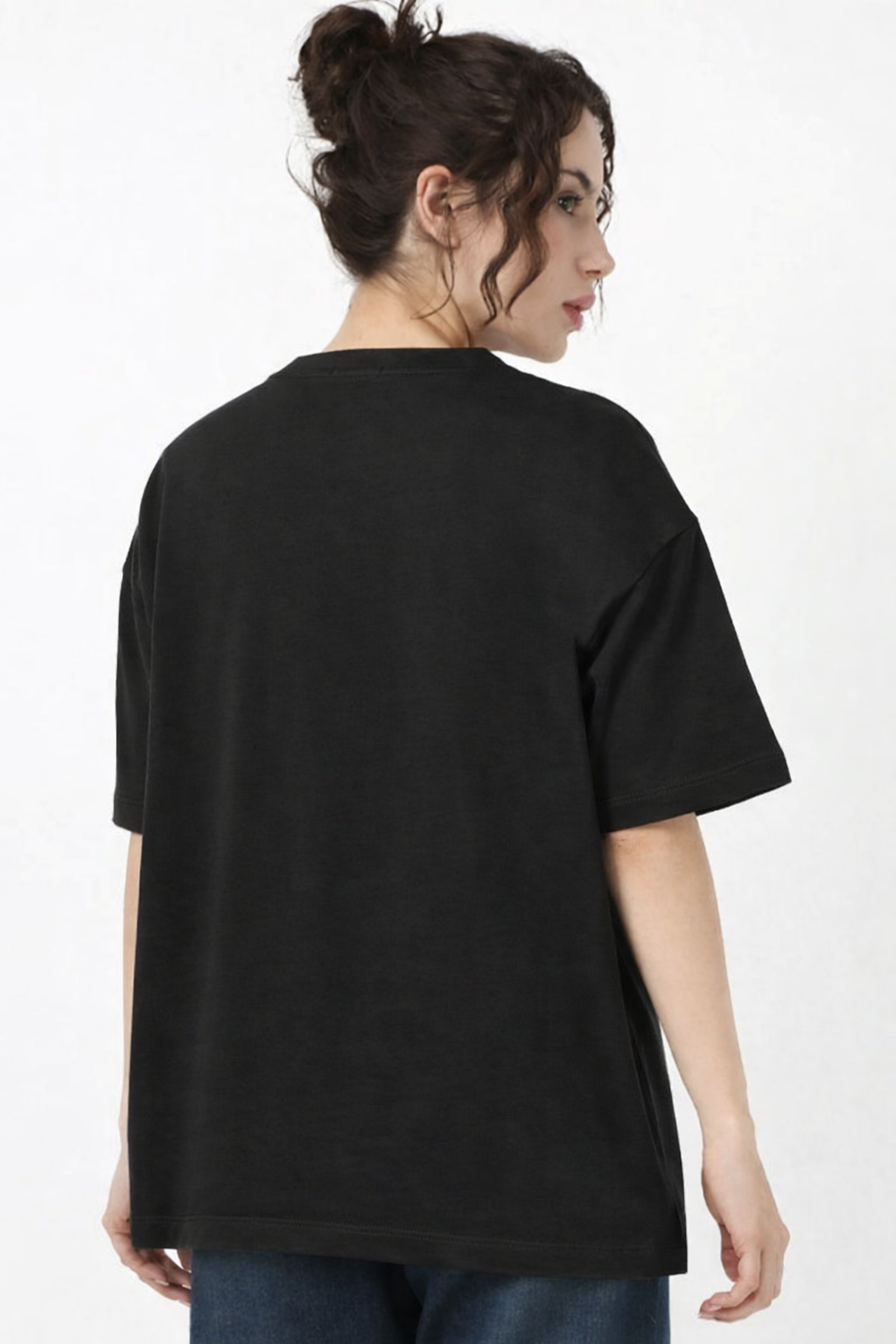 Overthinking Kills Tee      Oversized Fit
